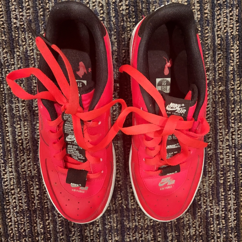 Like new nike